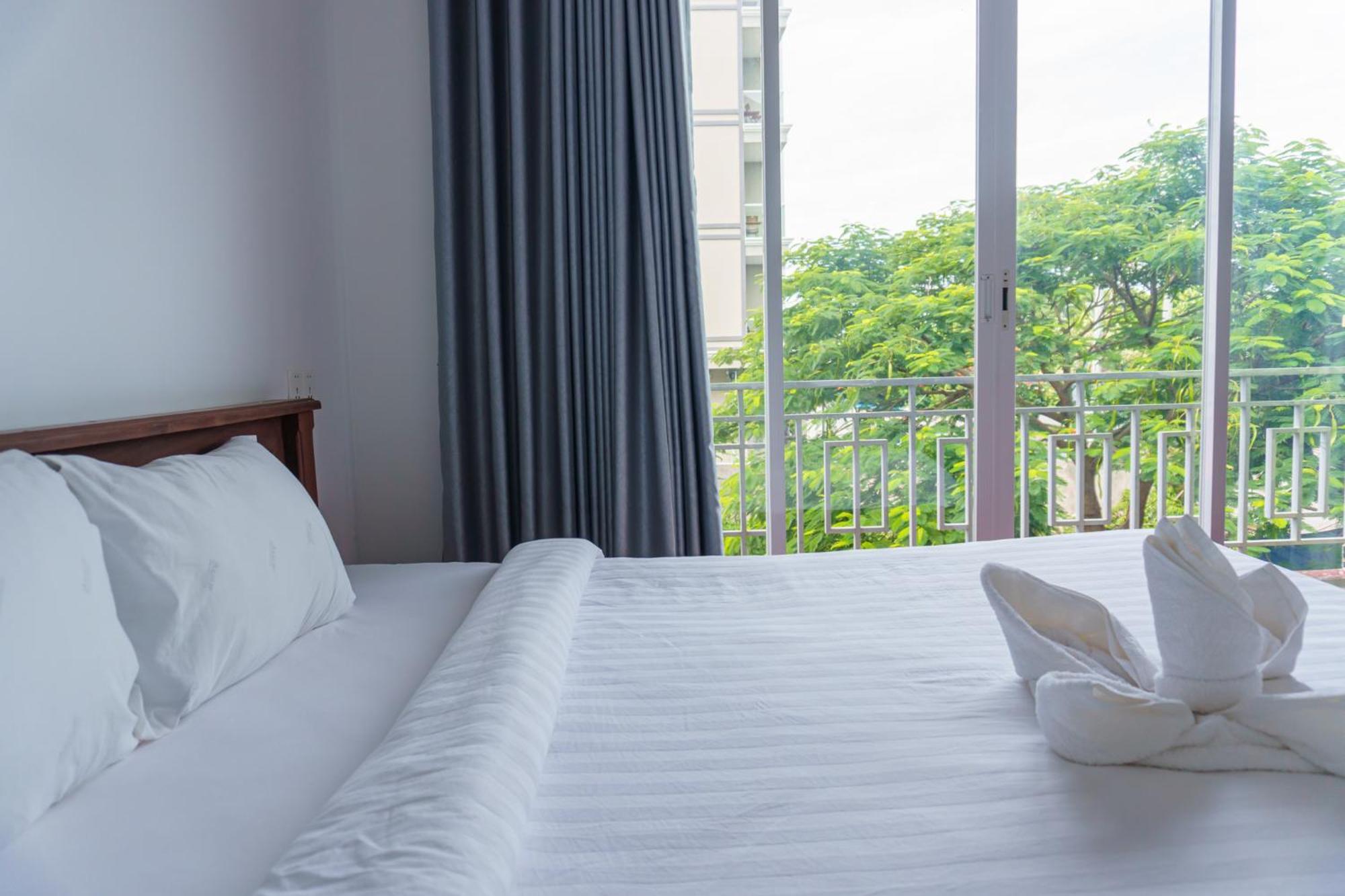Reachbut Sessor Hotel Kep Exterior foto