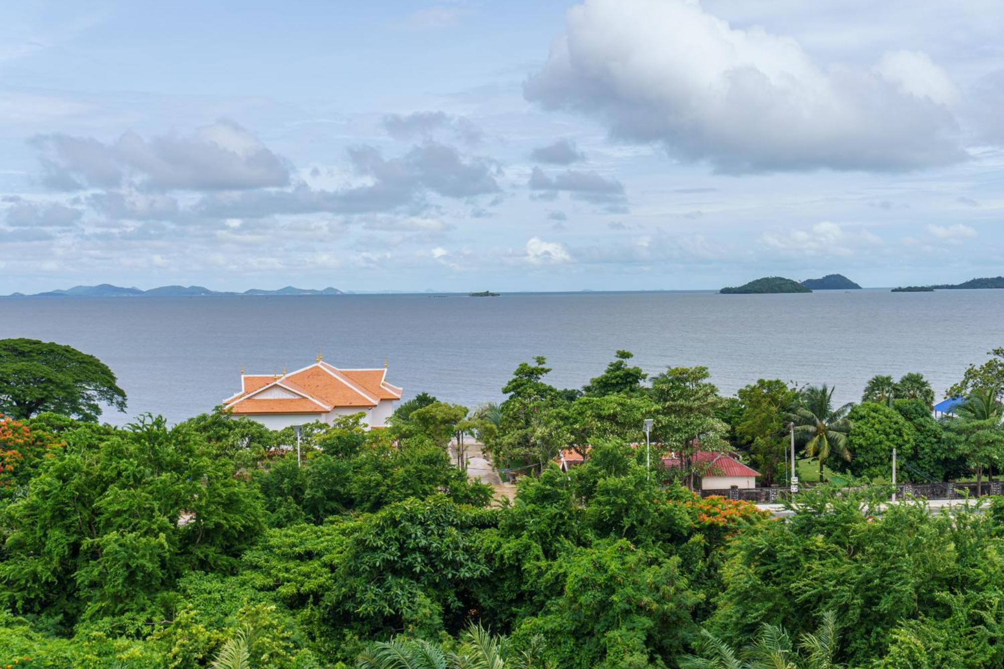 Reachbut Sessor Hotel Kep Exterior foto