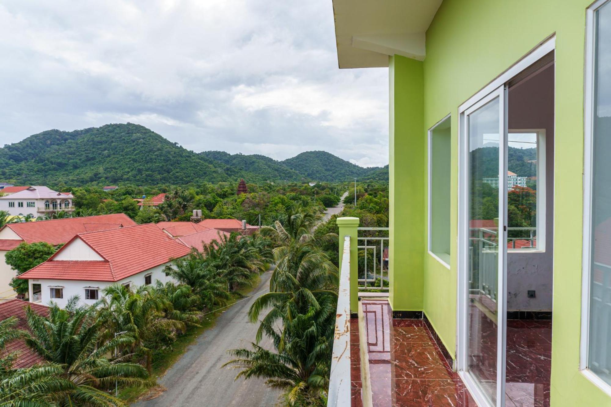 Reachbut Sessor Hotel Kep Exterior foto
